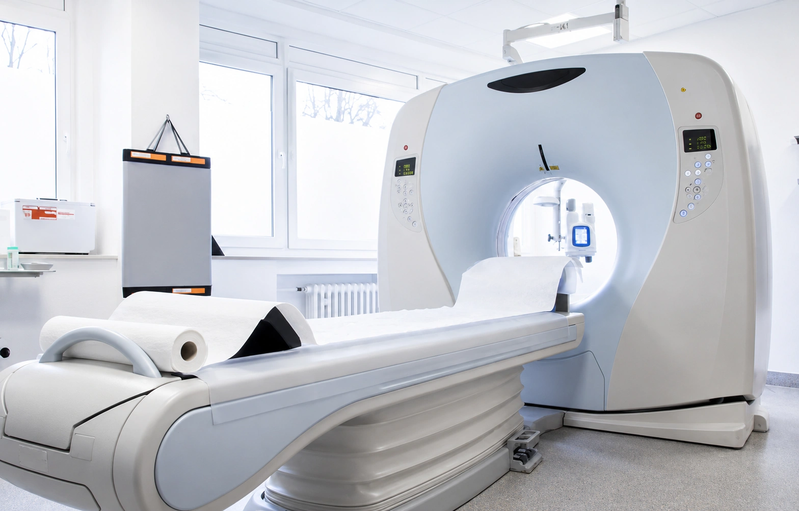Medical diagnostic imaging equipment with precision-machined structural and motion components